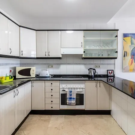 Lägenhet Flatguest + + 2bdr + Terrace *