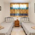2bdr Terrace